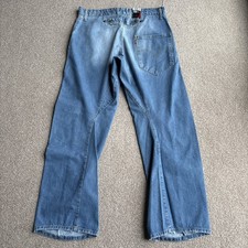 Jeans nuovi con etichette