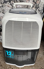 DEUMIDIFICATORE DELONGHI DEC 12 DI SECONDA MANO