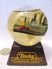Antica palla neve TUOHY