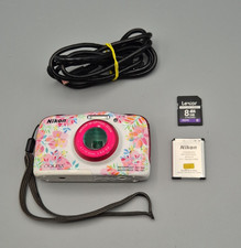 Nikon Coolpix W150 13,2MP Digital Compact Camera Waterproof 10m Flower, Charger