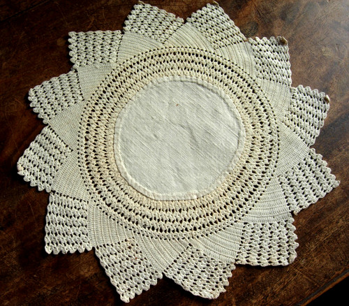 Star shaped linen doily - , with