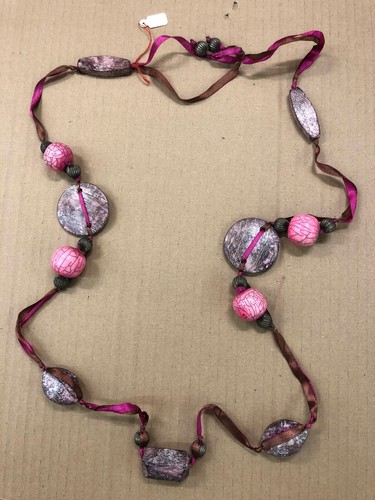 Collana inserti legno rosa - collana,