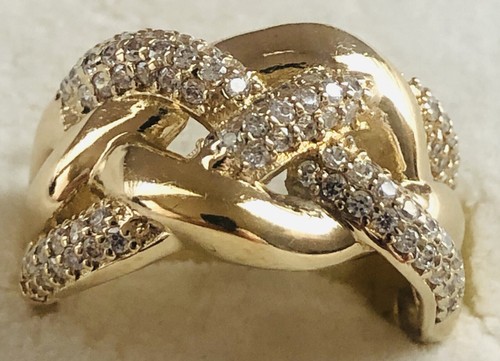 Anello cocktail firmato