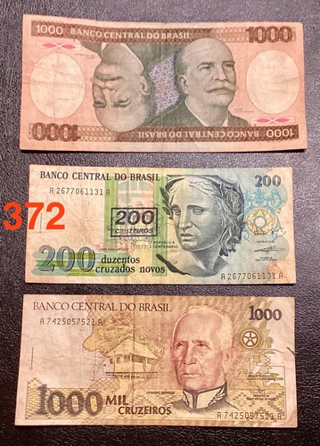 Tre banconote del banco - banconote,