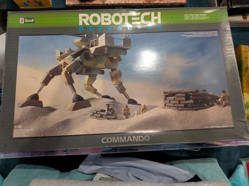 Revell robotech defenders 48 - robotech, 1:48