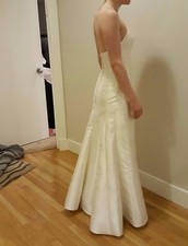 Sposa never worn sleeveless - never,