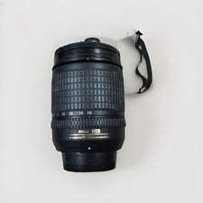Nikon DX AF-S Nikkor obiettivo zoom 18-135 mm f/3.5-5.6G ED IF SWM con borsa