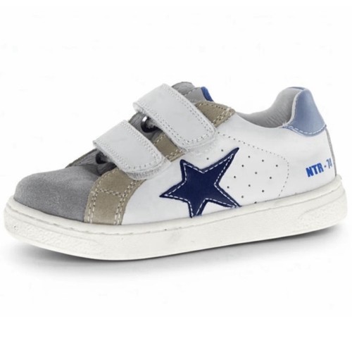 Nwt naturino pinn sneaker - pinn, in