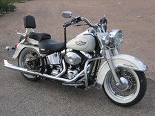 Moto Harley Davidson Heritage Softail Centenario FLSTC