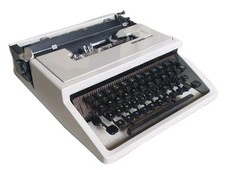 OLIVETTI Dora Typewriter Vintage Italy 1969 - Needs Service - Read Description 
