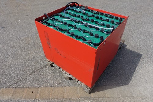 Batteria trazione 48v 6pzs750 - batteria,
