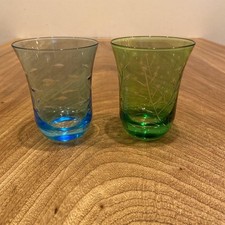 Coppia di bicchieri da tè