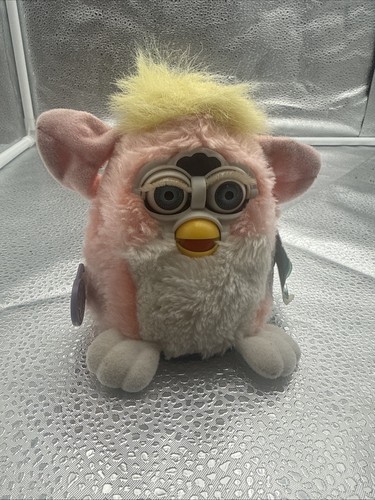 Furby baby 1999 - , rosa