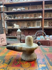 Antica vecchia scultura in