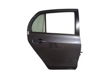 PORTIERA POSTERIORE DESTRA TOYOTA Yaris Serie 670030D110 1NRFE (08>11)