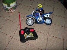 moto telecomandata a pile