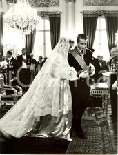 1959 BRUXELLES Alberto di LIEGI e Paola RUFFO dopo la cerimonia nuziale *Foto