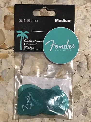 Plettri fender california - 11,
