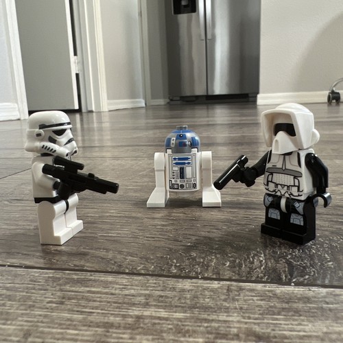 Lego 10236 minifigures - lego,