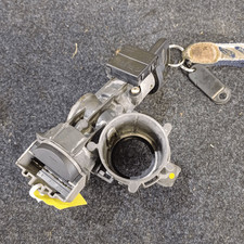 Cilindretto commutatore avviamento  FORD FIESTA 2a Serie 1.3i cat Pro Ber.