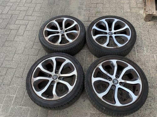 Kit cerchi pneumatici - cerchi,