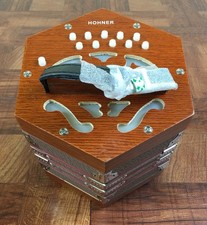 Hohner D40 Concertina