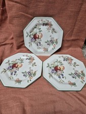3 Dinner Plates Johnson Bros