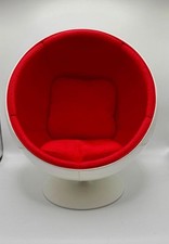 Sedia a sfera in miniatura 1:6