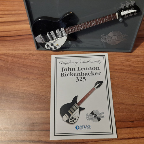 Atlas editions guitars the - of,