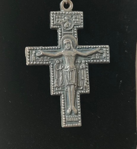 Collana con ciondolo croce