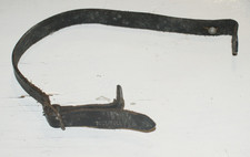 SOGGOLO  IN CUOIO FALSO X