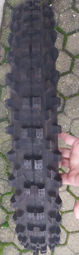 Pneumatico 100 51r - 80/100-21,
