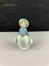 Lladro Nao Figura Ragazza che