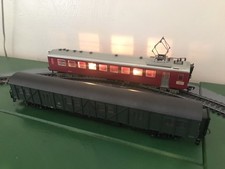 SCALA HO LOTTO DUE CARROZZE FLEISCHMANN CON LUCI E ROWA LEGGERE LE NOTE