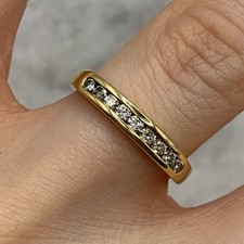 Anello a fascia in oro 18 ct