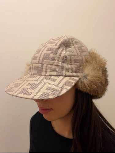 Cappello invernale fendi nuovo - cappello,