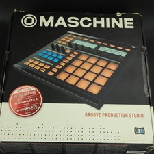 Native Instruments Machine mk1 con scatola manuale software CD ottime condizioni