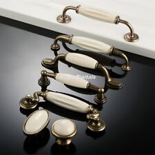 Maniglie per ante in ceramica