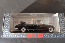 1:43 RIO Mercedes-Benz 300d Berlina "1960" (Papa Giovanni XXIII) confezione originale!