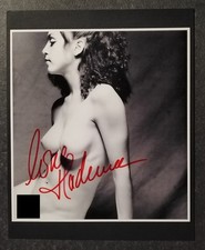 A122 madonna nudi foto - nudi,