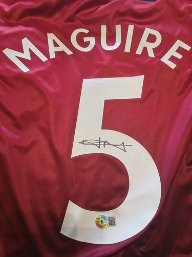 Harry maguire manchester - harry,