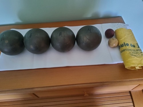 Bocce gioco 2 - 4, +