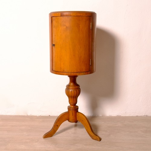 Antico comodino tavolino - , a
