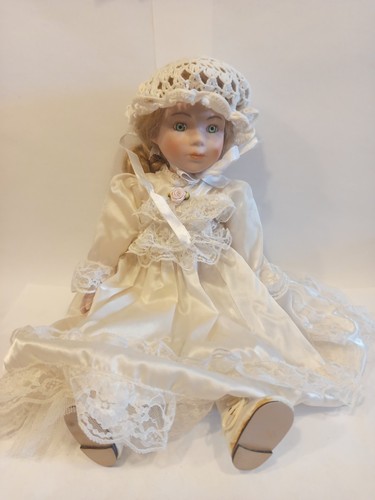 Bambola porcellana vintage - bambola,