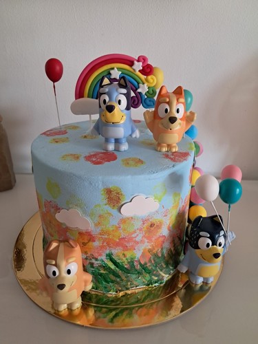 Torta finta bluey gesso - finta,