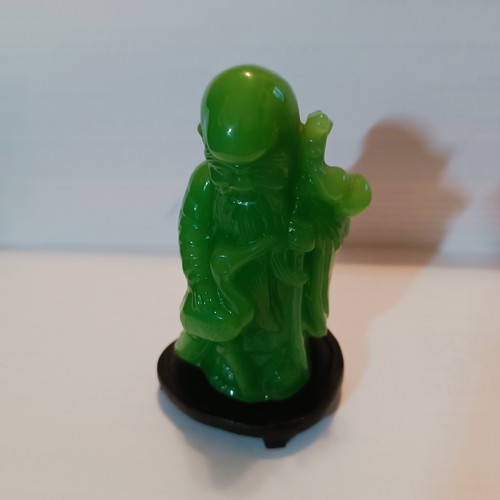 Statuetta giada verde - in,