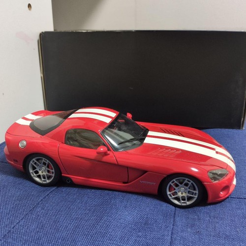 Dodge viper srt10 - dodge, autoart