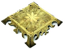 Sottopiatto Realizzato Da Un