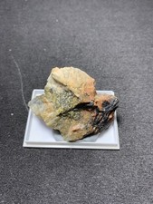 Uraninite, Columbit, fossa
