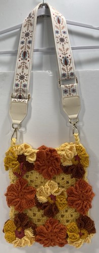 Una borsa elettrica - , floreale